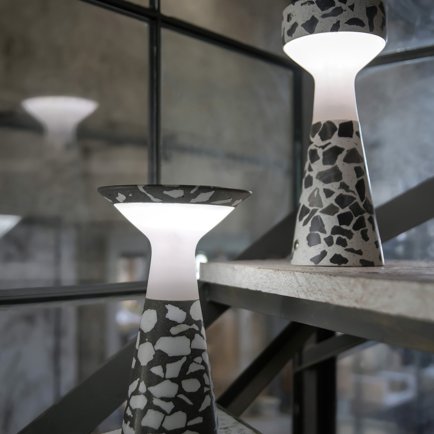 LucerA Y and P battery terrazzo lamp