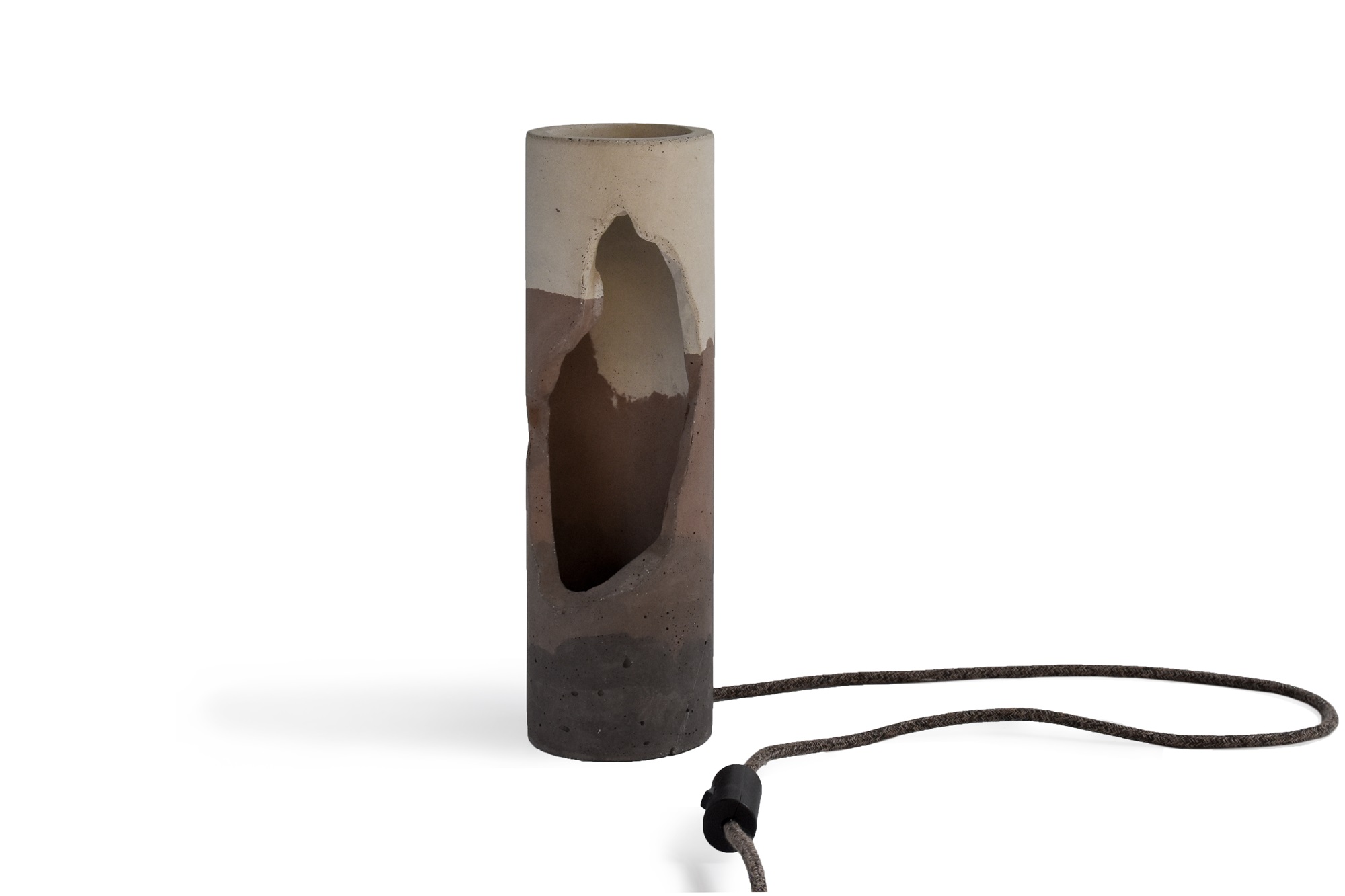 strata_cement_table_lamp_by_ctrlzak_for_urbi_et_orbi