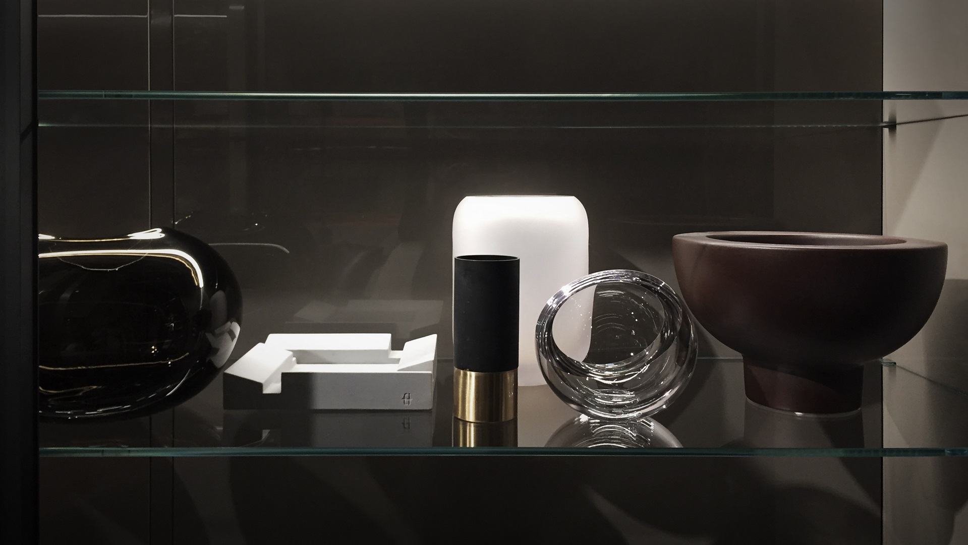 Fumi Concrete Ashtray By Urbi Et Orbi Molteni&c Booth Cologne 2018 GAL