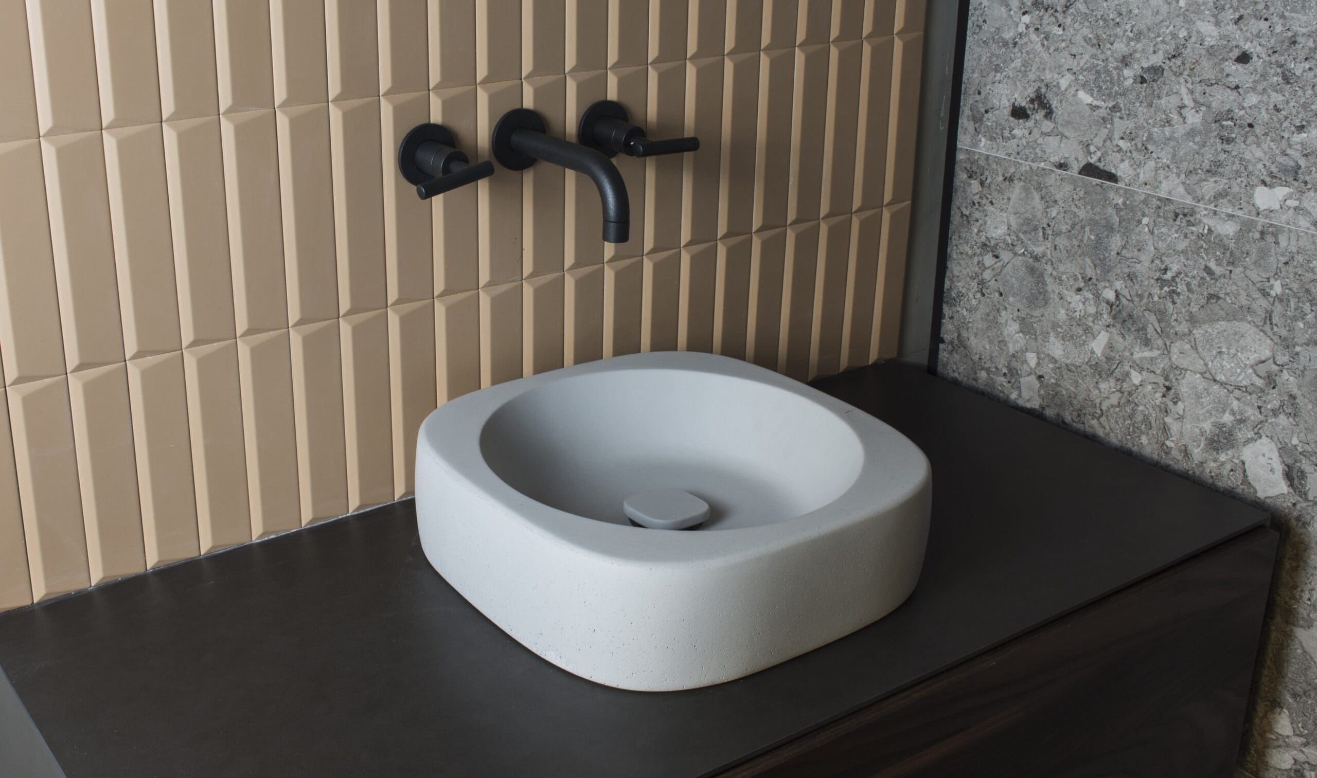 ORILLA By Markus Kurkowski For Urbi Et Orbi Concrete Washbasin GAL