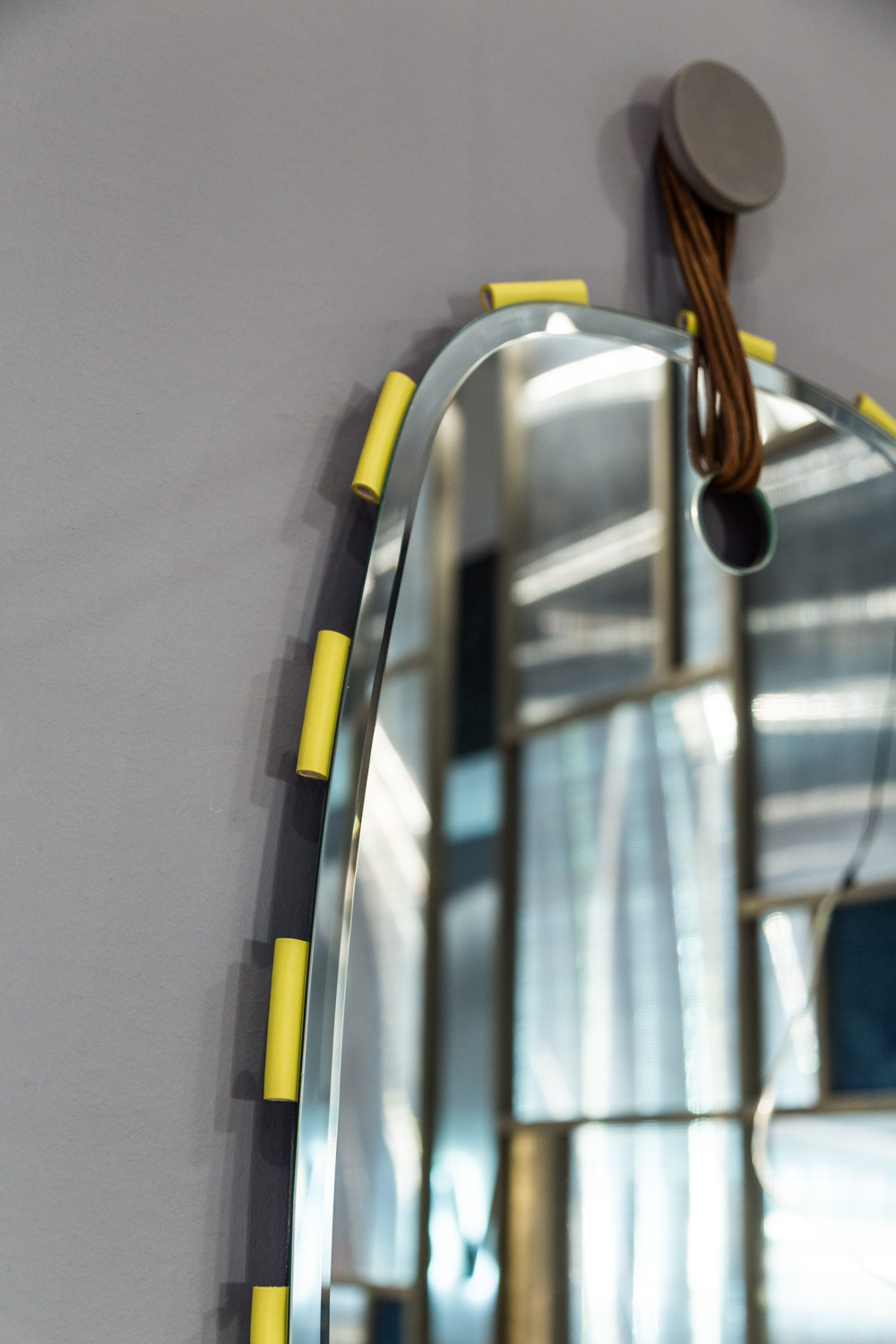 POMOLO Urbi Et Orbi Cement Knob By Dimitris Venetsanos Airnova Booth Salone 2018 By Gianpaolo Venier GAL