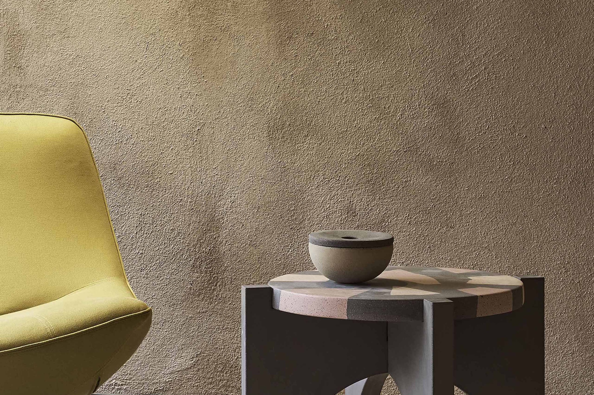 Ultima Cement ashtray for outdoor Urbi et Orbi by valentino Marengo