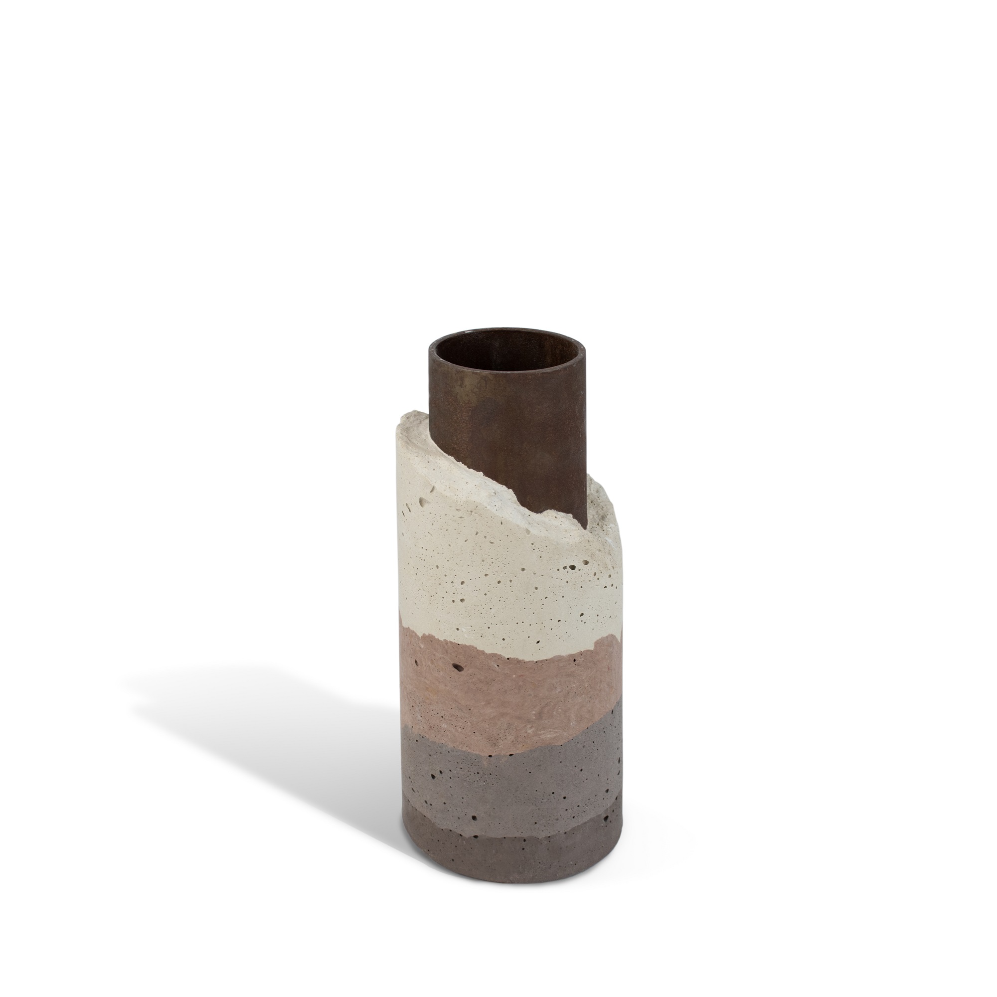strata_cement_vase_ctrlzak_for_urbi_et_orbi_gal
