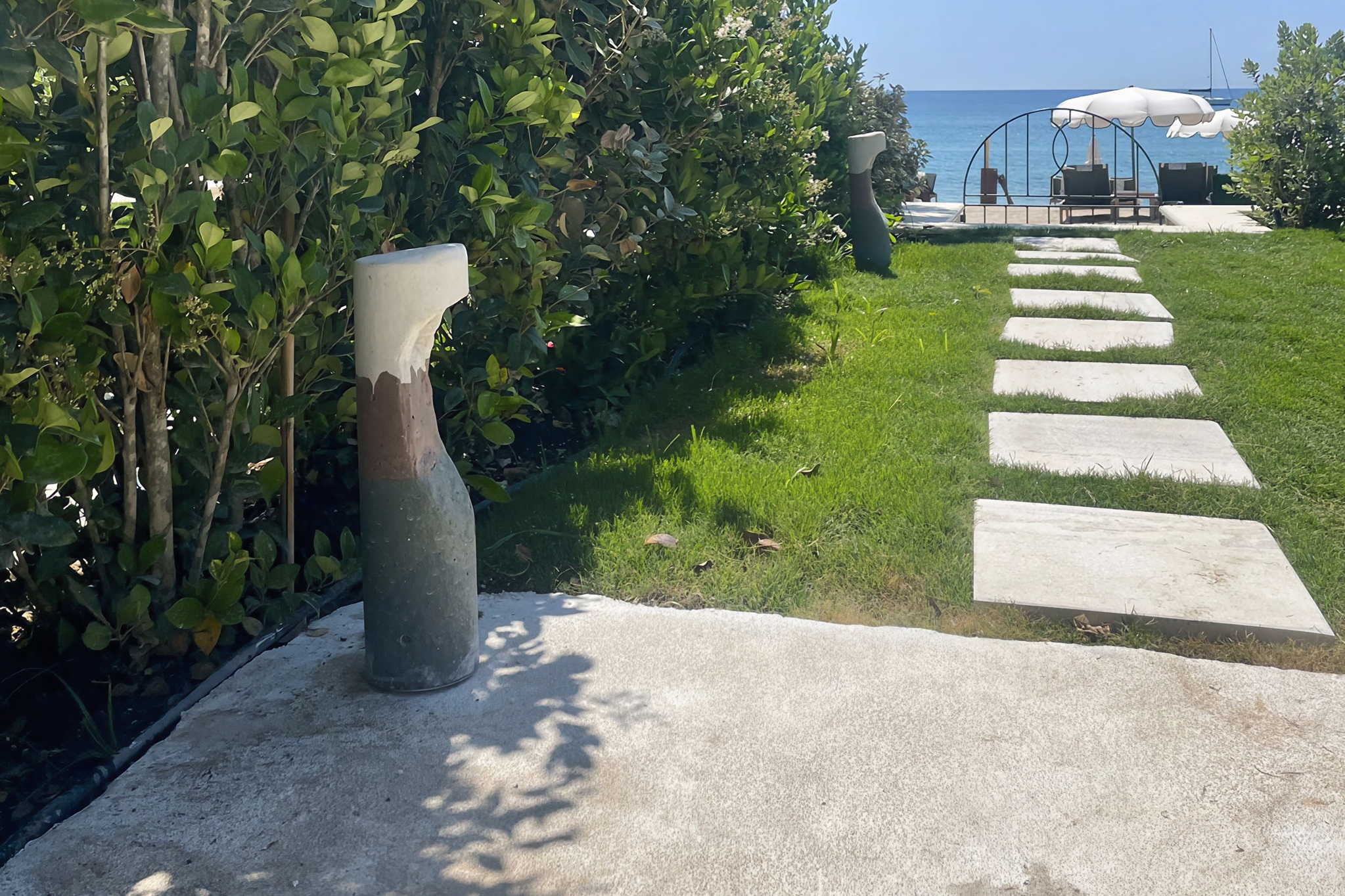 STRATA BOLLARD Concrete Outdoor Floor Lamp By CTRLZAK For Urbi Et Orbi