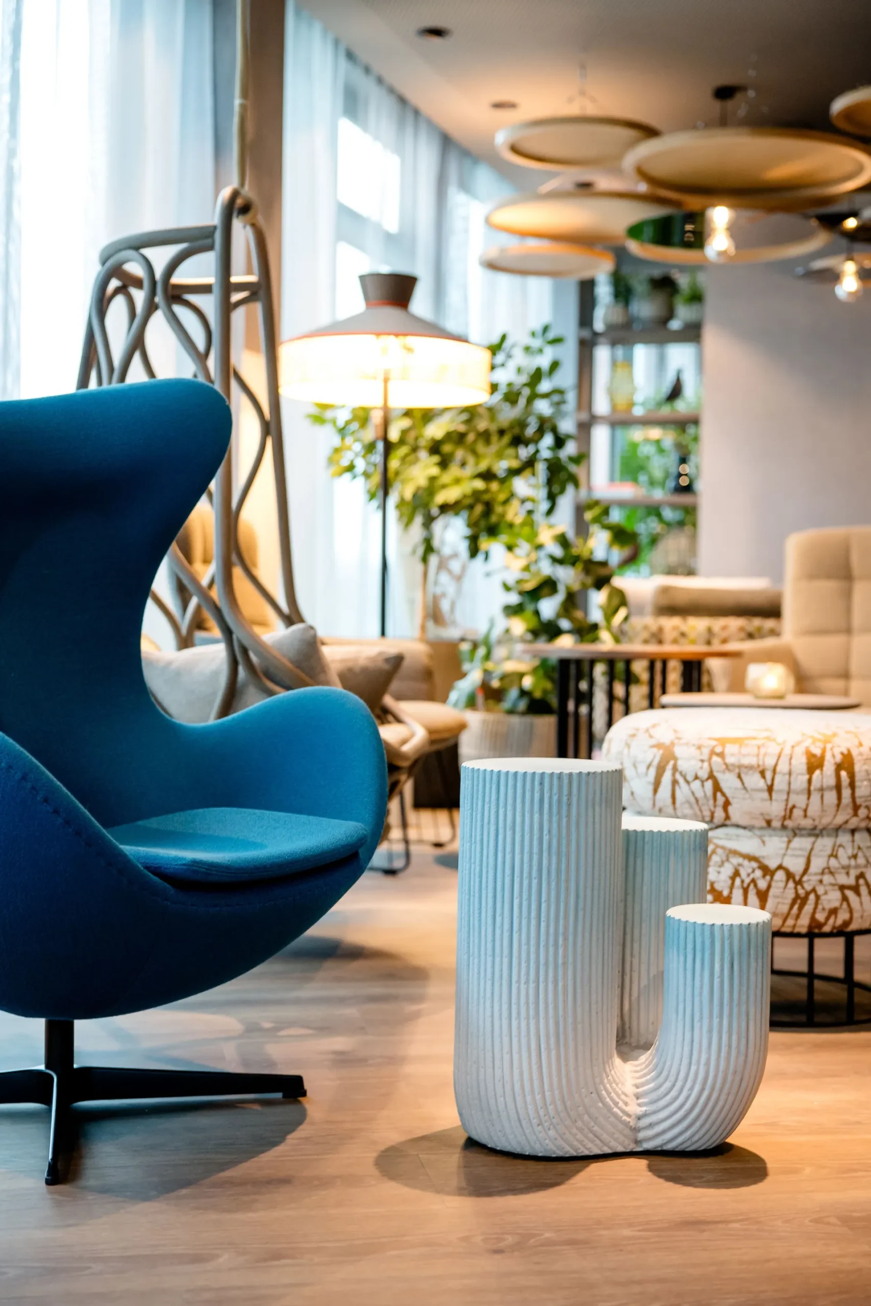 Tus Concrete Side Table Urbi Et Orbi Motel One Wien Donau City Project Gal2