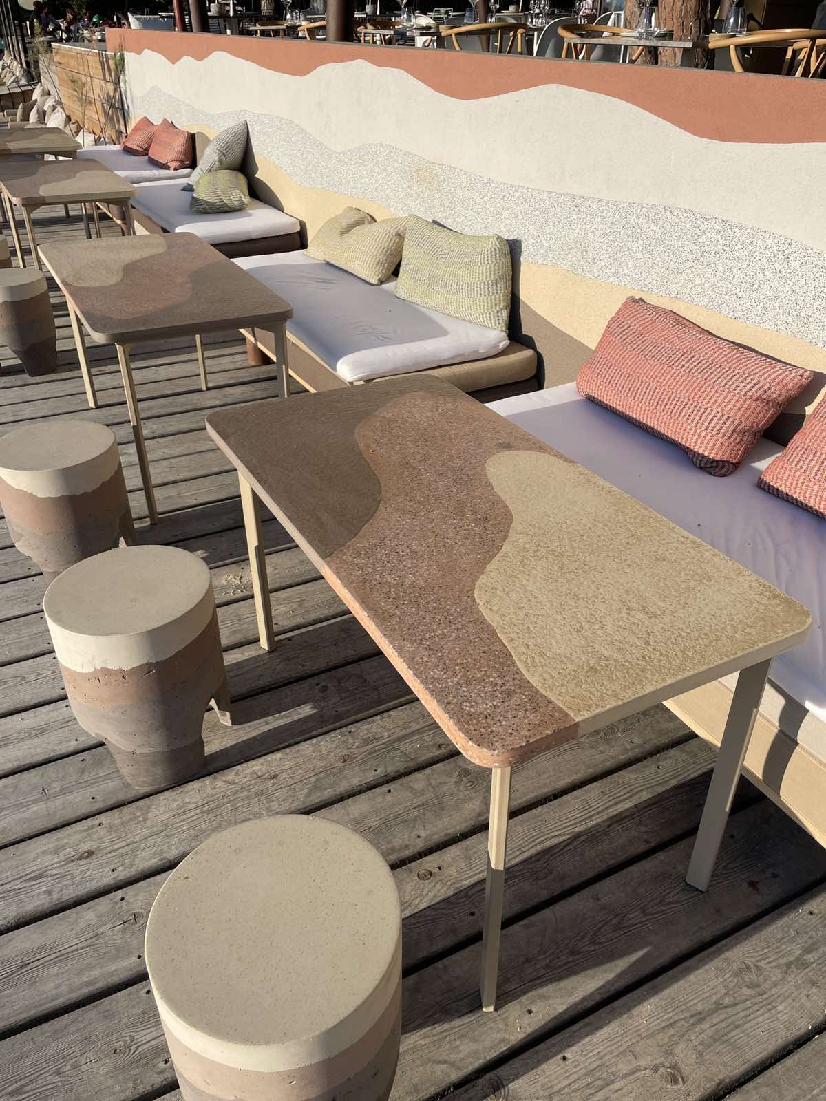 Ekies Project Urbi Et Orbi Strata Concrete Dining Table